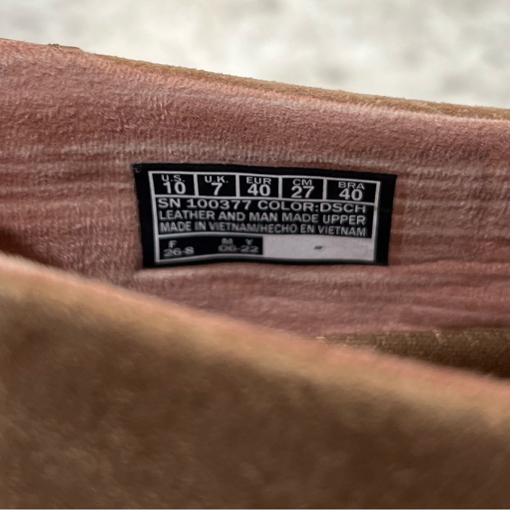 Womens Skechers Slip On Shoes Tan Size 10 Air Cooled Memory Foam Relaxed Fit - Picture 4 of 5